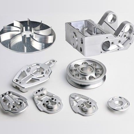 CNC obdelani aluminijasti deli