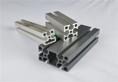 Ekstrudirani profil iz aluminijeve zlitine 6061-T6, primeren za obdelavo